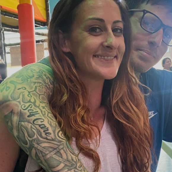 Meet your Posher, Justin - Picture 3 of 3